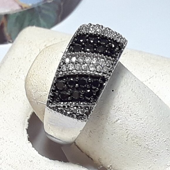 .75ctw Black & White Diamond Diagonal Striped Sterling Silver Band Ring #19913 - Picture 2 of 5